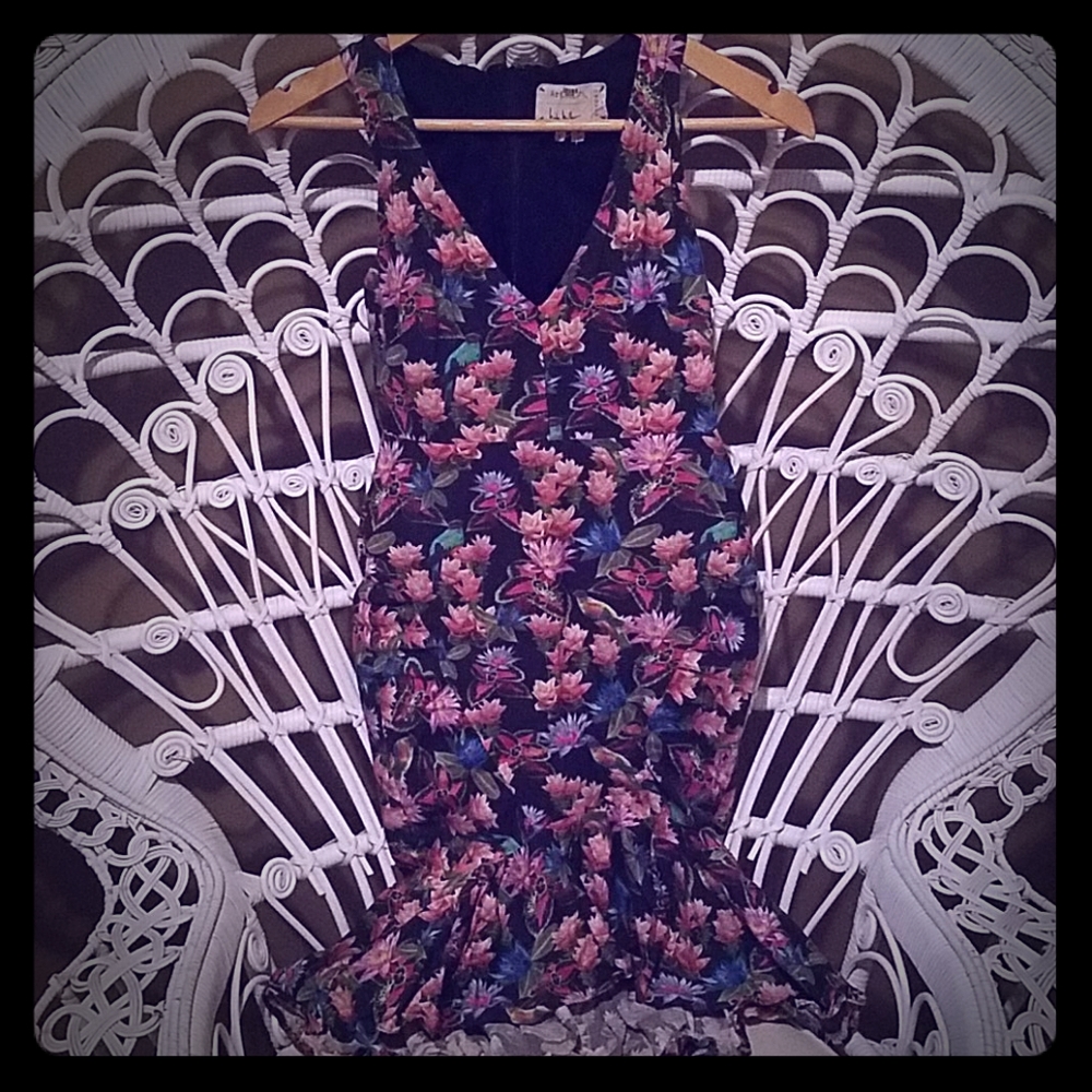 nicole miller mermaid dress Nicole Miller | Dresses | Size Nicole Miller Floral Flounce Mermaid Dress